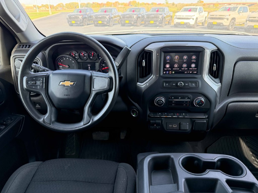 Used 2023 Chevrolet Silverado 1500 Custom AWD/4WD image 28