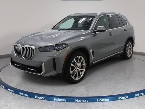 Used 2024 BMW X5 xDrive40i w/ Premium Package AWD/4WD image 1