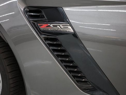 Used 2016 Chevrolet Corvette Z06 w/ 3LZ Preferred Equipment Group image 77
