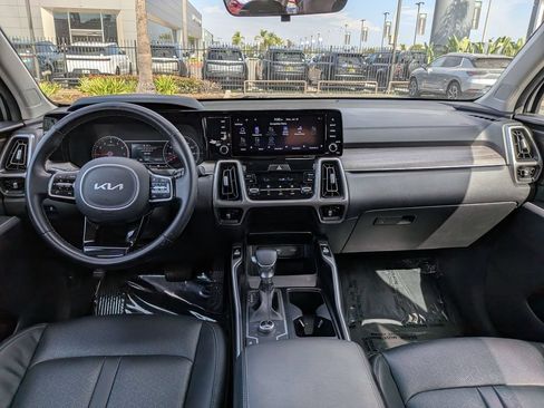 Used 2022 Kia Sorento S w/ Panoramic Sunroof Package AWD/4WD image 28