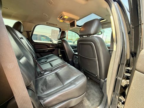 Used 2013 GMC Yukon Denali AWD/4WD image 17