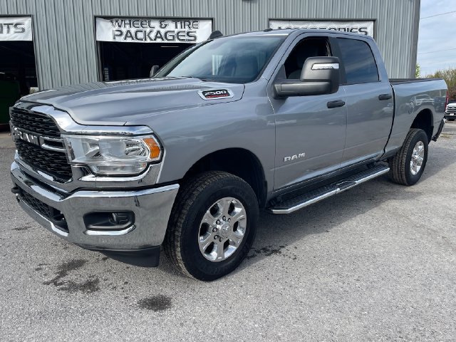 Used 2024 RAM 2500 Big Horn w/ Bed Utility Group AWD/4WD image 3