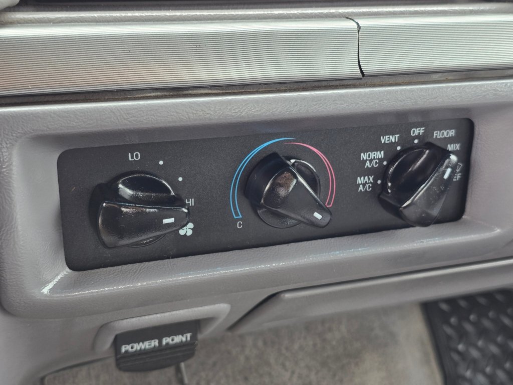 Used 1995 Ford F250 4x4 SuperCab image 10