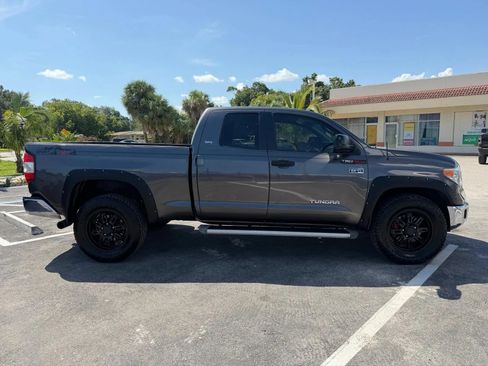 Used 2014 Toyota Tundra SR5 AWD/4WD image 4