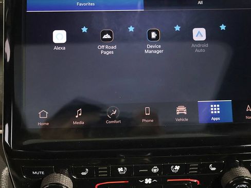 Used 2024 Jeep Grand Cherokee Limited w/ Luxury Tech Group II AWD/4WD image 53