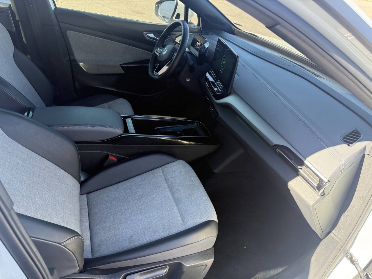 Used 2024 Volkswagen ID.4 2WD image 17
