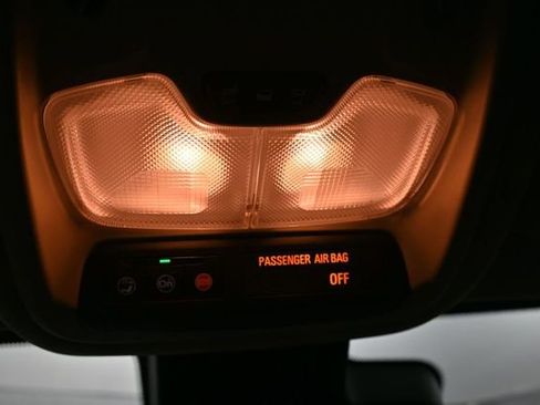 Used 2025 Buick Encore GX Preferred AWD/4WD image 25