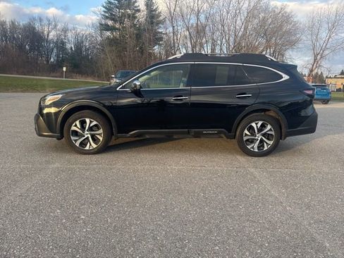 Used 2022 Subaru Outback Touring XT image 4