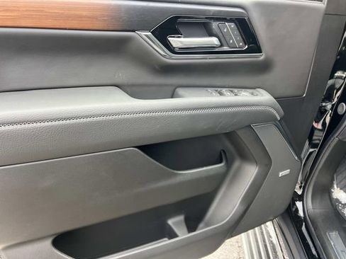 New 2026 GMC Yukon Denali w/ Sun & Power Step Package image 14