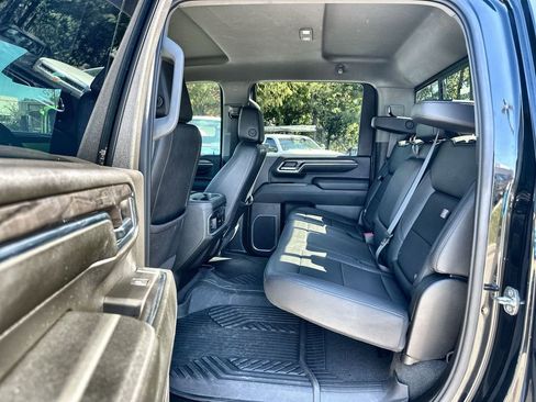 Used 2024 Chevrolet Silverado 2500 LTZ w/ LTZ Convenience Package image 24