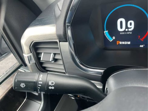 Used 2022 Ford F150 Lariat w/ Max Trailer Tow Package image 40