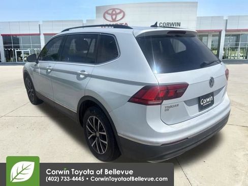 Used 2018 Volkswagen Tiguan SE FWD image 34