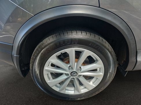Used 2019 Nissan Rogue Sport S w/ Appearance Package AWD/4WD image 42
