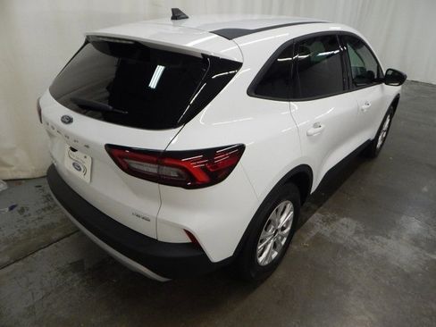 New 2025 Ford Escape Active w/ Cold Weather Package image 3
