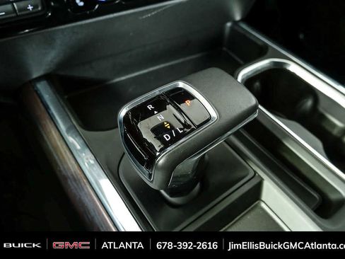 Used 2022 GMC Sierra 1500 SLT w/ SLT Premium Plus Package image 17