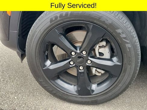 Certified 2023 Jeep Grand Cherokee L Laredo AWD/4WD image 6