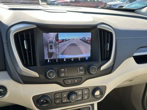 Used 2024 GMC Terrain Denali w/ Denali Premium Package image 28
