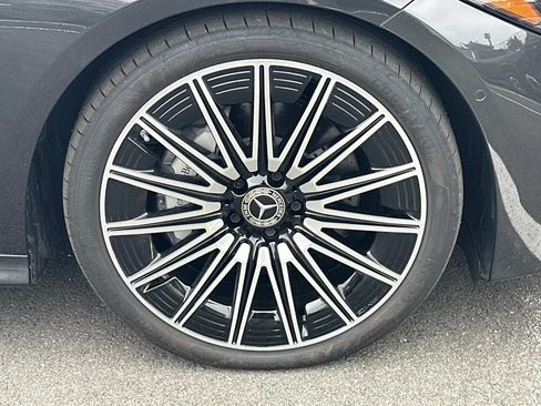 Used 2025 Mercedes-Benz CLE 300 4MATIC Coupe image 11