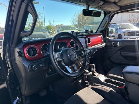 Used 2022 Jeep Wrangler Unlimited Rubicon w/ LED Lighting Group image 7