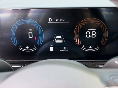 Used 2025 Hyundai Kona SEL image 11