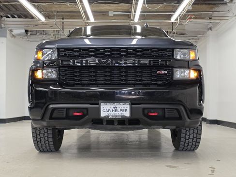 Used 2022 Chevrolet Silverado 1500 Custom Trail Boss w/ Safety Confidence Package AWD/4WD image 3