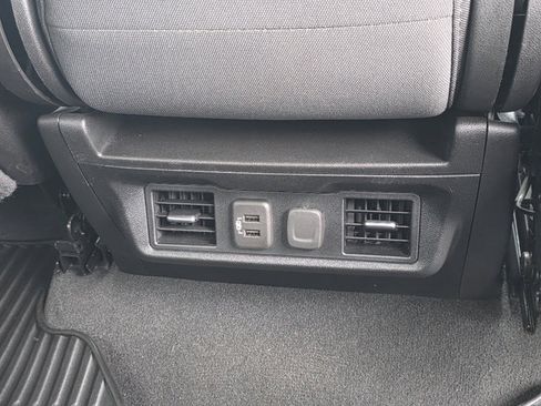 Certified 2021 Chevrolet Silverado 1500 LT image 26