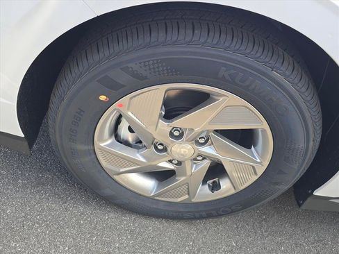 New 2026 Hyundai Sonata SE FWD image 5