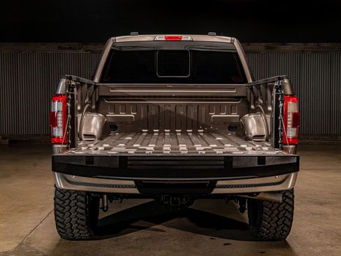 Used 2021 Ford F150 Lariat AWD/4WD image 9