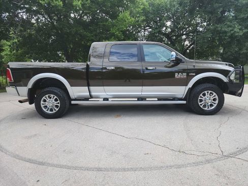 Used 2014 RAM 2500 Laramie AWD/4WD image 12