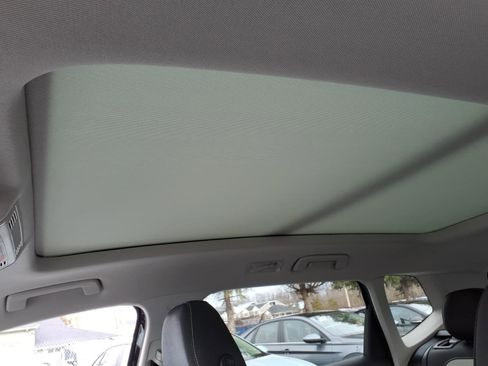 New 2026 Volkswagen Taos SEL image 18