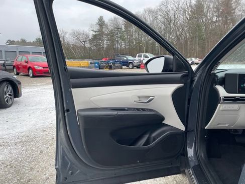 Used 2025 Hyundai Tucson SEL image 25