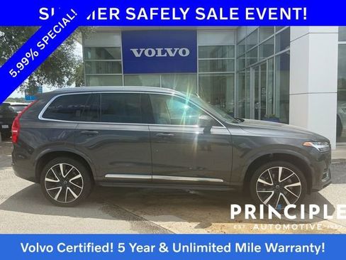 Certified 2023 Volvo XC90 B5 Plus AWD/4WD image 3
