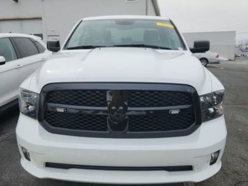 Used 2022 RAM 1500 Express image 2