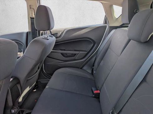 Used 2018 Ford Fiesta SE image 16