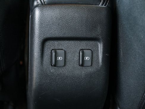 Used 2024 Nissan Kicks SR FWD image 22
