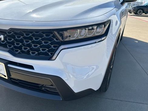 Used 2023 Kia Sorento X-Line EX image 4