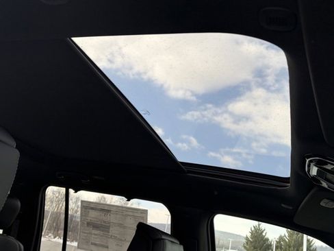 New 2026 Jeep Grand Wagoneer Summit image 50