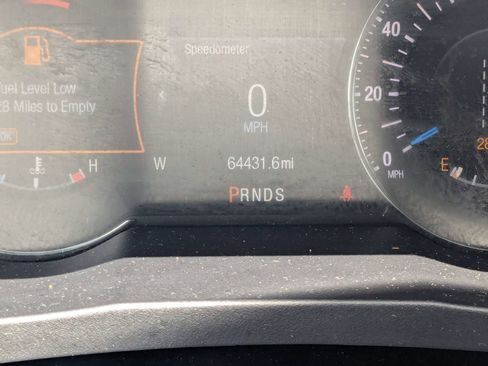 Used 2018 Ford Explorer Platinum AWD/4WD image 38