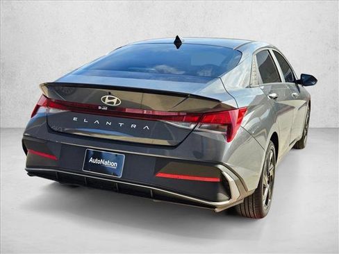 New 2026 Hyundai Elantra Sport image 2