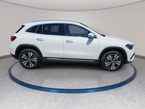 New 2026 Mercedes-Benz GLA 250 4MATIC image 4