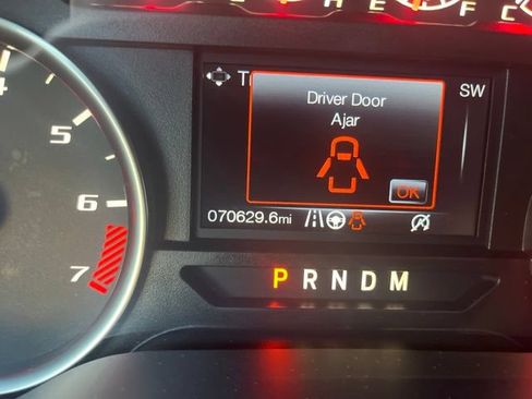 Used 2017 Ford F150 Raptor w/ Equipment Group 801A Mid AWD/4WD image 17