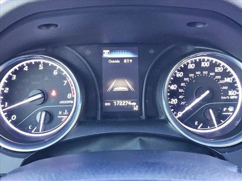 Used 2018 Toyota Camry SE image 7