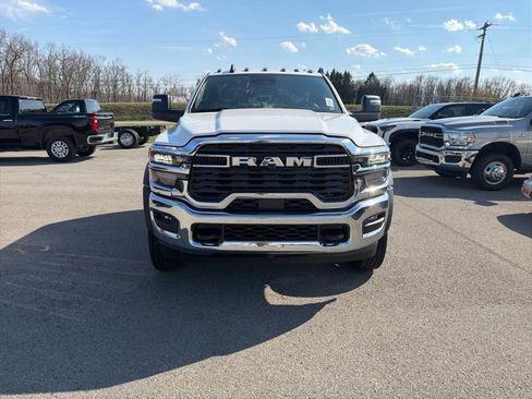 New 2026 RAM 5500 Tradesman w/ Chrome Appearance Group AWD/4WD image 7