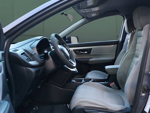 Used 2017 Honda CR-V LX image 14