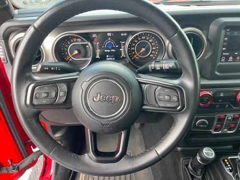 Used 2018 Jeep Wrangler Unlimited Sport S AWD/4WD image 7
