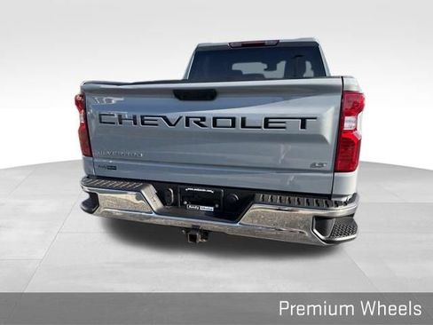Used 2024 Chevrolet Silverado 1500 LT AWD/4WD image 11