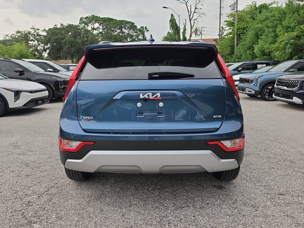 New 2026 Kia Niro EX FWD image 7