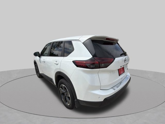 Used 2025 Nissan Rogue SV AWD/4WD image 8