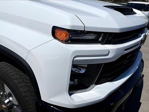 Used 2025 Chevrolet Silverado 2500 Custom w/ Custom Value Package AWD/4WD image 25