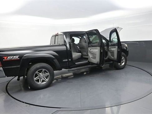 Used 2013 Toyota Tacoma PreRunner w/ SR5 Pkg image 41